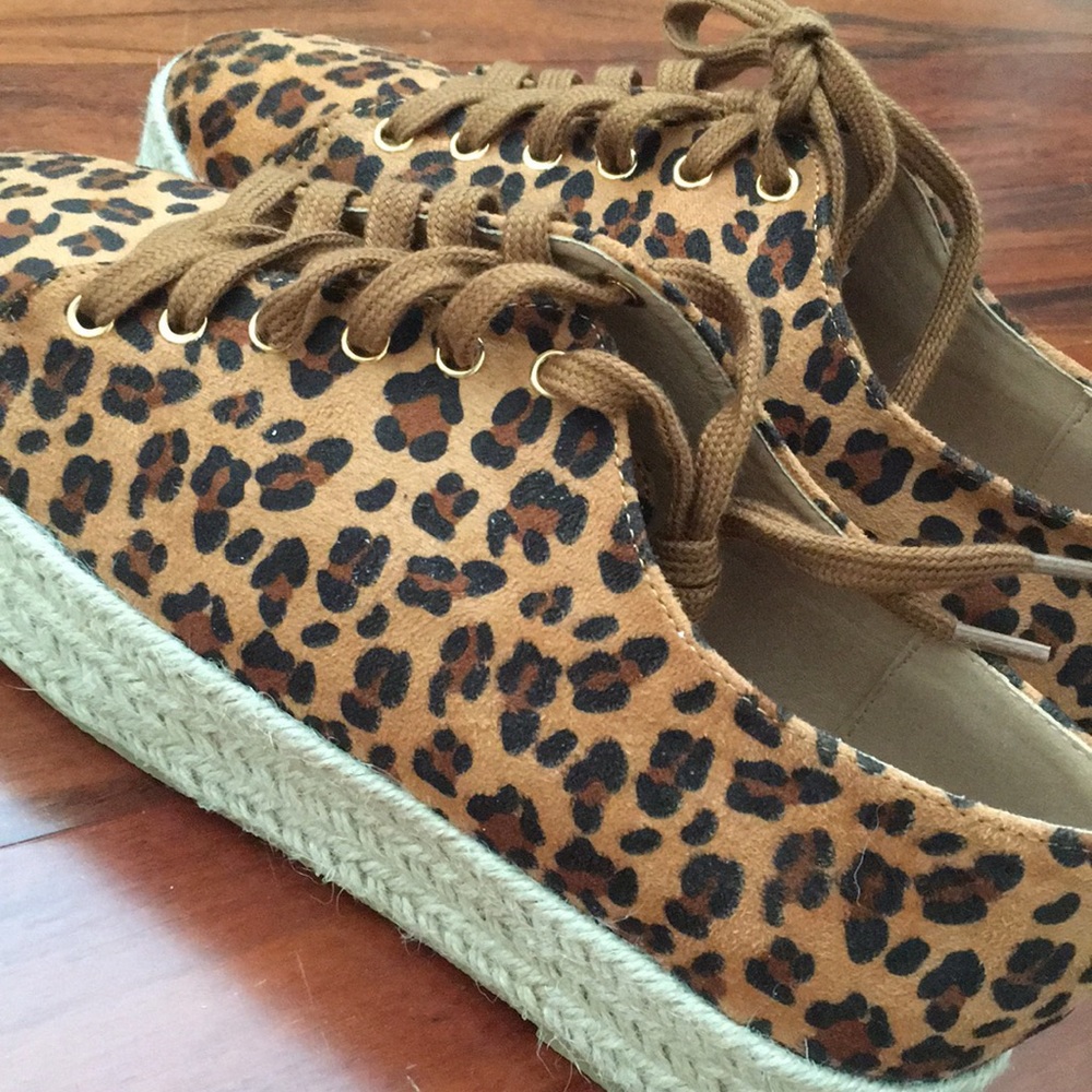 Trendy shoes!!